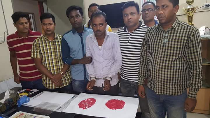 মাদক সহ বাবা গ্রেফতার, বিয়ে ভেঙ্গে গেলো মেয়ের!