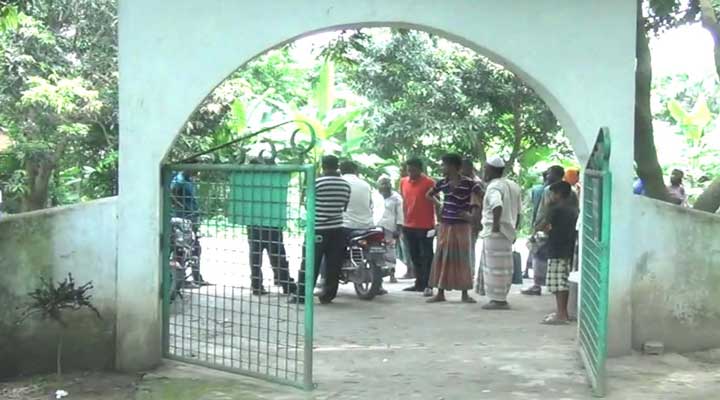 নাটোরে মেয়ে-জামাইদের বিরুদ্ধে শ্বাশুরী হত্যার অভিযোগ, লাশ উত্তোলন!