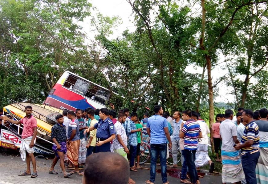 নাটোরে ঘাতক ‘চ্যালেঞ্জার’ বৃত্তান্তঃ ভাঙ্গারি থেকে মহাসড়কে।