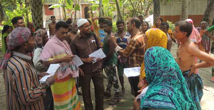নাটোরে গ্রাহকদের তোপের মুখে ভূতুড়ে বিদ্যুৎ বিল প্রত্যাহার