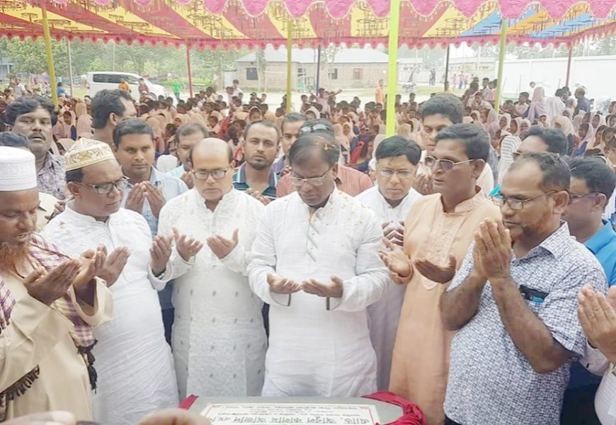নাটোরের লালপুরে একাডেমিক ভবনের ভিত্তিপ্রস্তর স্থাপন