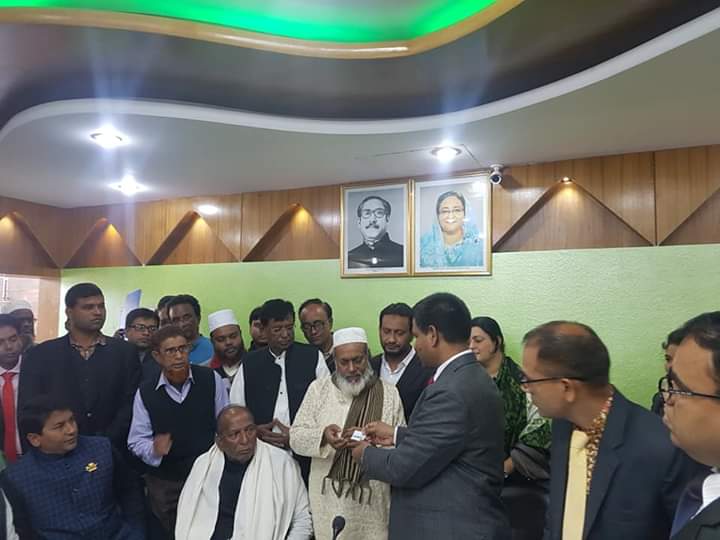 নাটোর-৩: পলকের পক্ষে নৌকা প্রতীক গ্রহণ নাটোর-৩: পলকের পক্ষে নৌকা প্রতীক গ্রহণ