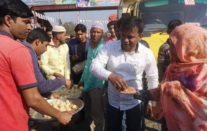 নাটোরের সিংড়া থেকে আবারো মন্ত্রীসভায় পলক, মিস্টি বিতরণ