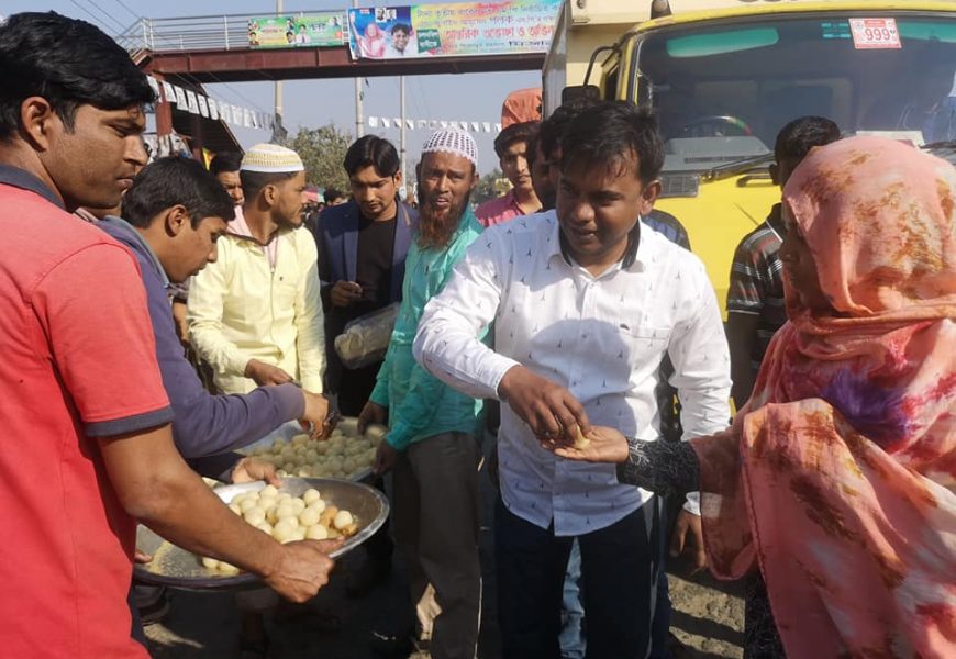 নাটোরের সিংড়া থেকে আবারো মন্ত্রীসভায় পলক, মিস্টি বিতরণ