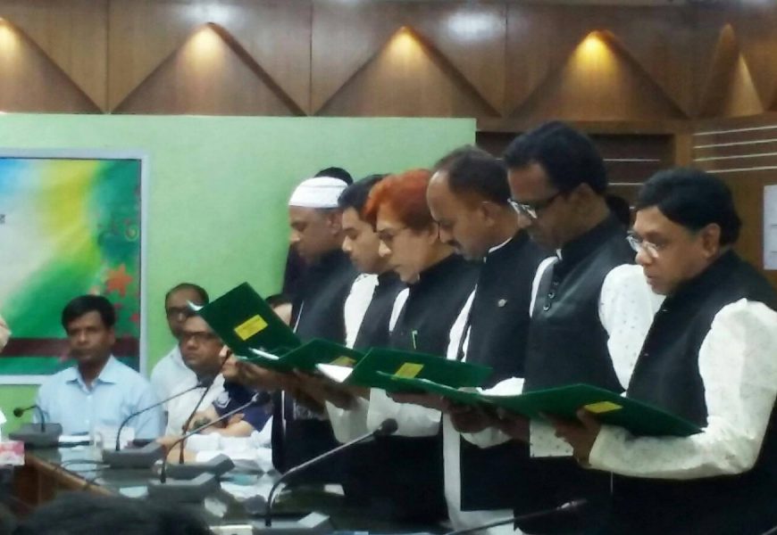 নাটোরে ৬ চেয়ারম্যানসহ ১৮ জনপ্রতিনিধির শপথগ্রহণ