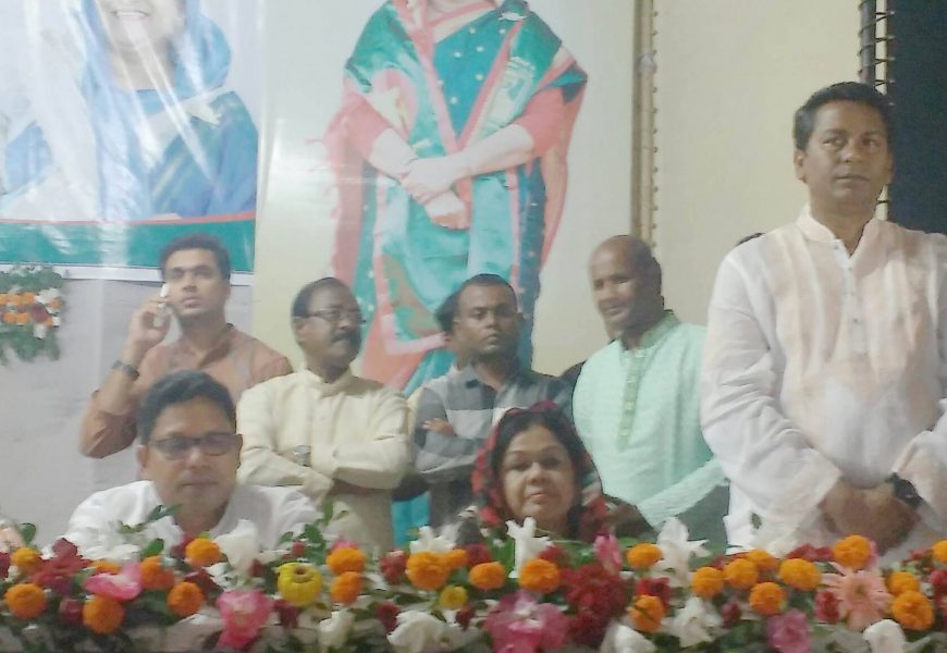 নাটোরে নৌকার বিপক্ষে গিয়ে তোপের মুখে প্রতিমন্ত্রী পলক