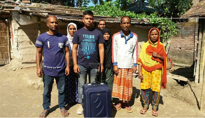 নাটোরে প্রতারকের খপ্পরে সর্বশান্ত পাইলটের পরিবার