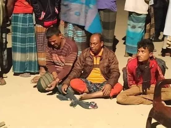 নাটোরে ডাকাতির প্রস্ততিকালে অস্ত্রসহ তিন ডাকাত আটক