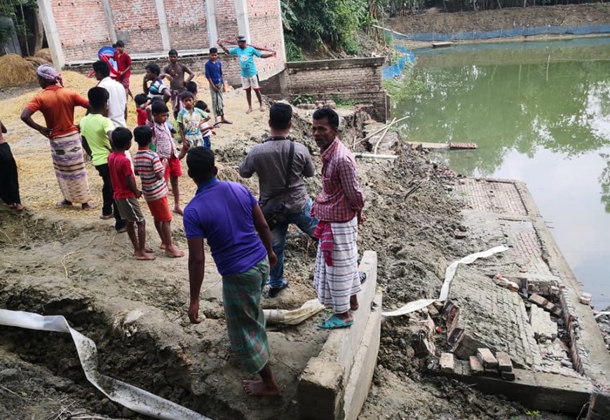 নাটোরে অতিবর্ষণে ধ্বসে গেছে দুর্গা মন্দির