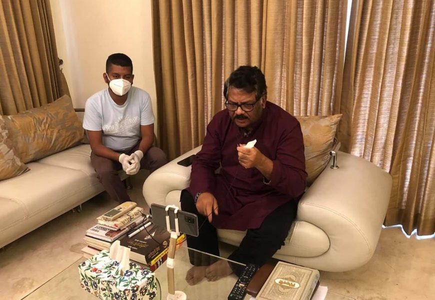 নাটোরে ভিডিও কনফারেন্সে থেকে স্বাস্থ্যমন্ত্রীর পদত্যাগ চাইলেন দুলু