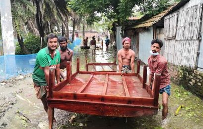 নাটোরে ‘ভয়াবহ’ হচ্ছে বন্যা পরিস্থিতি