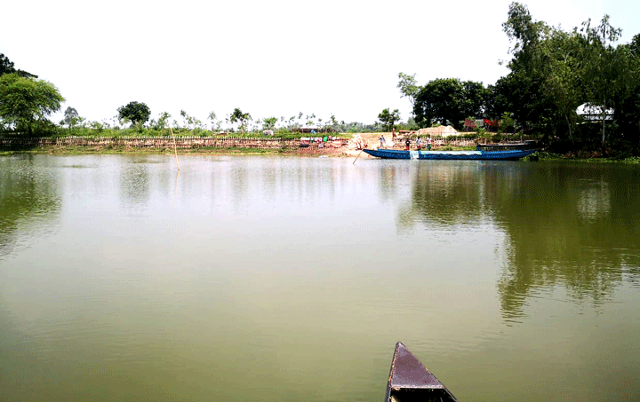 বিশ্ব কবি রবিন্দ্রনাথের ‘আমাদের ছোট নদী’ কবিতার নাগর নদীর মোহনায় দেয়া বাঁধ অপসারনের দাবি