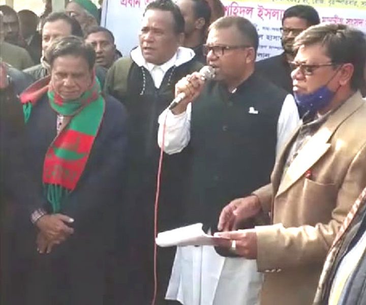লালপুরে আ’লীগের পাল্টাপাল্টি সম্মেলন আহবানে ১৪৪ ধারা জারি; কমিটি ঘোষনা করলেন এমপি