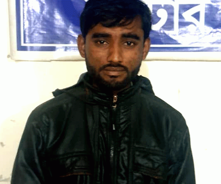 লালপুরে গৃহবধু গণধর্ষণ মামলার পলাতক আসামী আটক লালপুরে গৃহবধু গণধর্ষণ মামলার পলাতক আসামী আটক