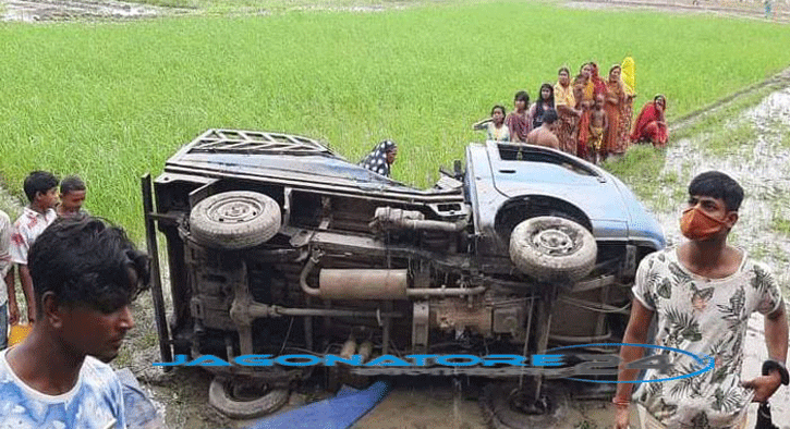 নাটোরের গুরুদাসপুর কাছিকাটায় ট্রাক উল্টে পড়ে ৬ জন নিহত