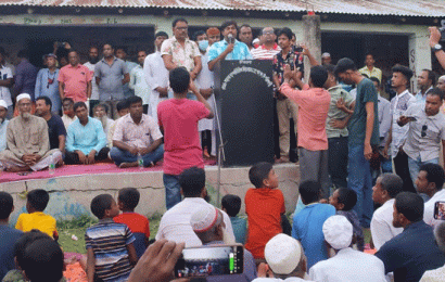 উঠান বৈঠকে মানুষের ভালবাসায় সিক্ত হলো ভোলা