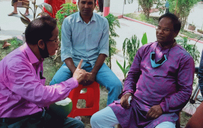 ছেলেকে ভর্তি করে ফেরার পথে ট্রেনে কাটা পড়ে পিতার মৃত্যু