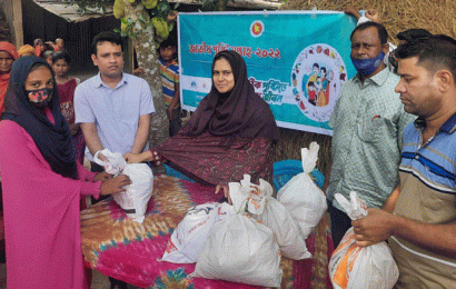 বড়াইগ্রামে খাদ্য-পুষ্টি সামগ্রী বিতরণ