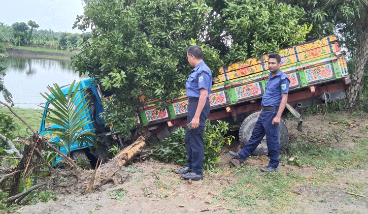 নাটোরে পৃথক ঘটনায় ২ জন নিহত