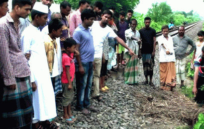 নুরসাদের মরদেহ পড়ে ছিল রেল লাইনের ধারে