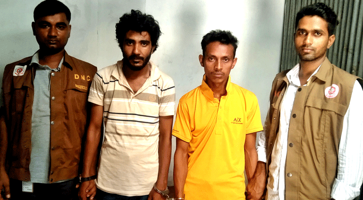 গুরুদাসপুরে ফেন্সিডিল-গাঁজাসহ দুই যুবক গ্রেপ্তার