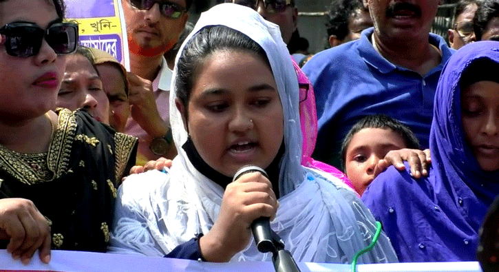 স্বামী জীবন হত্যার জন্য চেয়ারম্যান আসাদের ফাঁসি চাইলেন রুপা