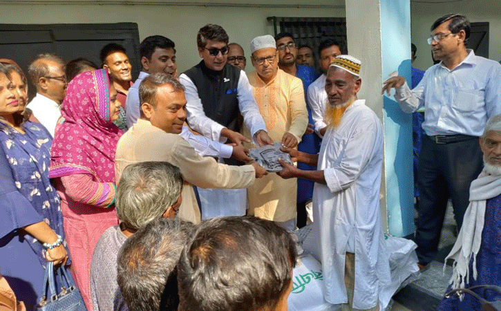 নাটোরে কৃষি প্রণোদনা পেলেন ৩৮৫০ কৃষক