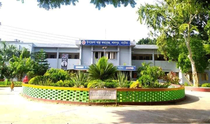 লালপুরে গাছ থেকে পড়ে এক জনের মৃত্যু লালপুরে গাছ থেকে পড়ে এক জনের মৃত্যু