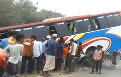 নাটোরে বাস চাপায় মোটর সাইকেল চালক নিহত