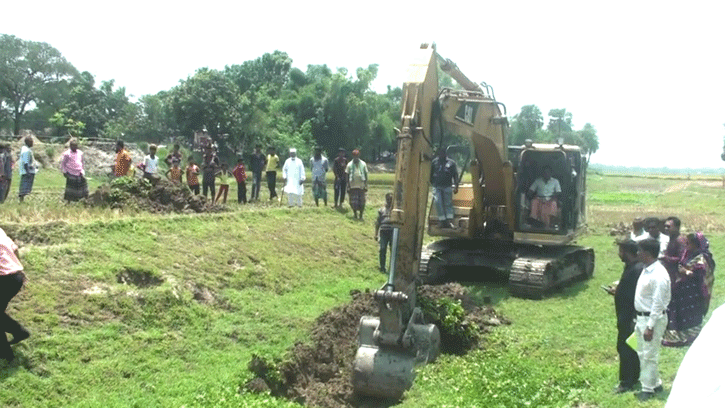 নলডাঙ্গায় খাল খনন কার্যক্রমের উদ্বোধন