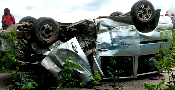 বড়াইগ্রামে কার-মাইক্রো সংঘর্ষে ব্যবসায়ী নিহত