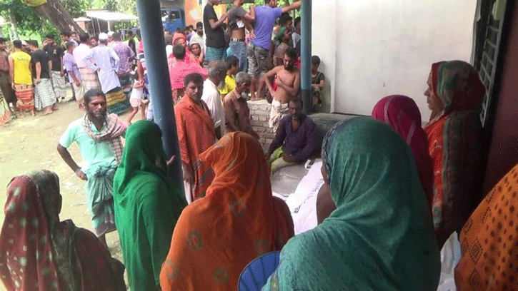 মাইক্রোবাস চাপায় বাইসাইকেল আরোহী নিহত