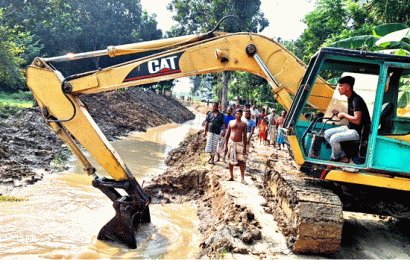 জলাবদ্ধতা থেকে ২ হাজার একর জমির ফসল রক্ষা