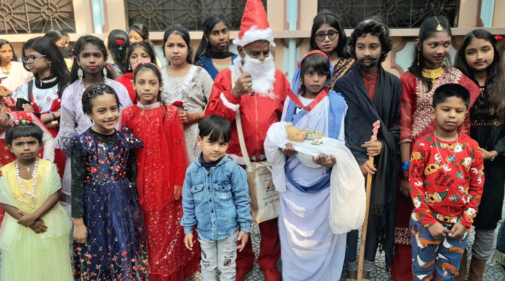 নাটোরের ১১ খ্রিস্টান ধর্মপল্লীতে বড়দিন পালিত