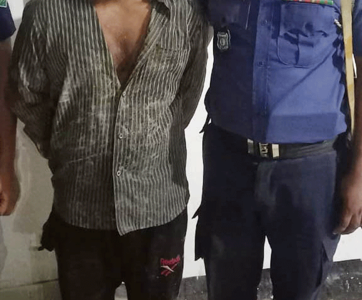 বাঁকির টাকা চাওয়ায় দোকানিকে কুপিয়ে হত্যা, গ্রেপ্তার -১